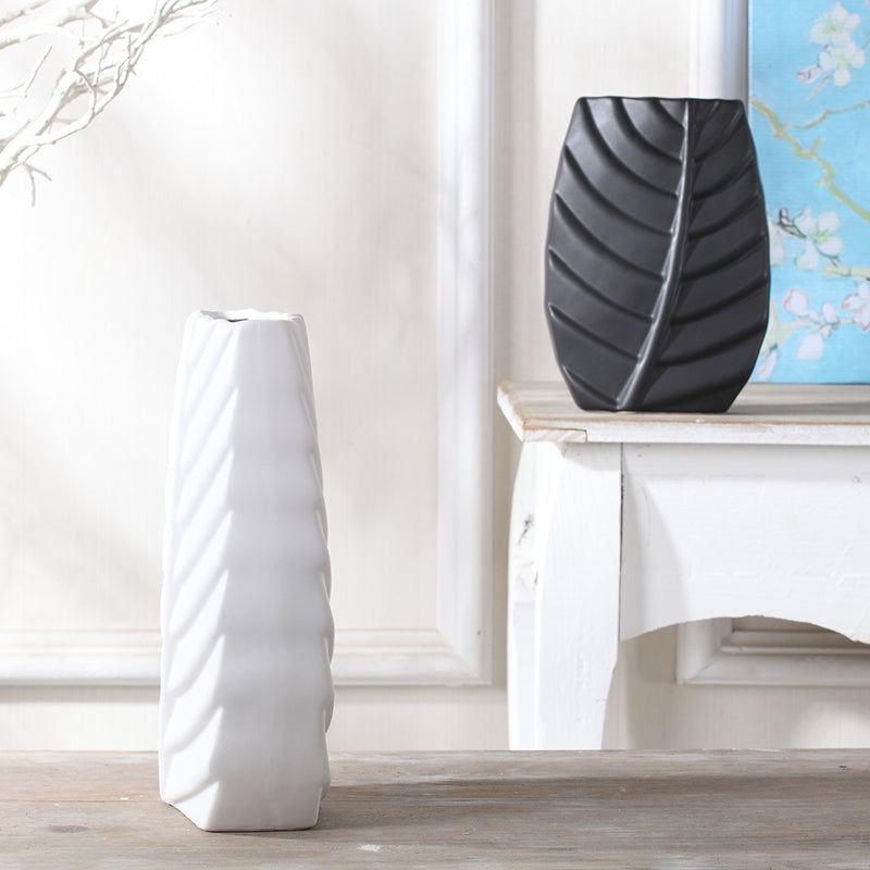 Modern Leaves Shape TV Cabinet Nordic Table Decorations Home Decor Luxury Ceramic Vase Modern Leaves Shape TV Cabinet Nordic Table Decorations Home Decor Luxury Ceramic Vase